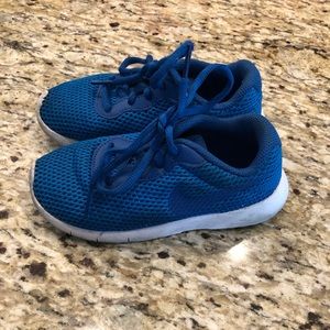 Nike size 12c toddler boy shoes